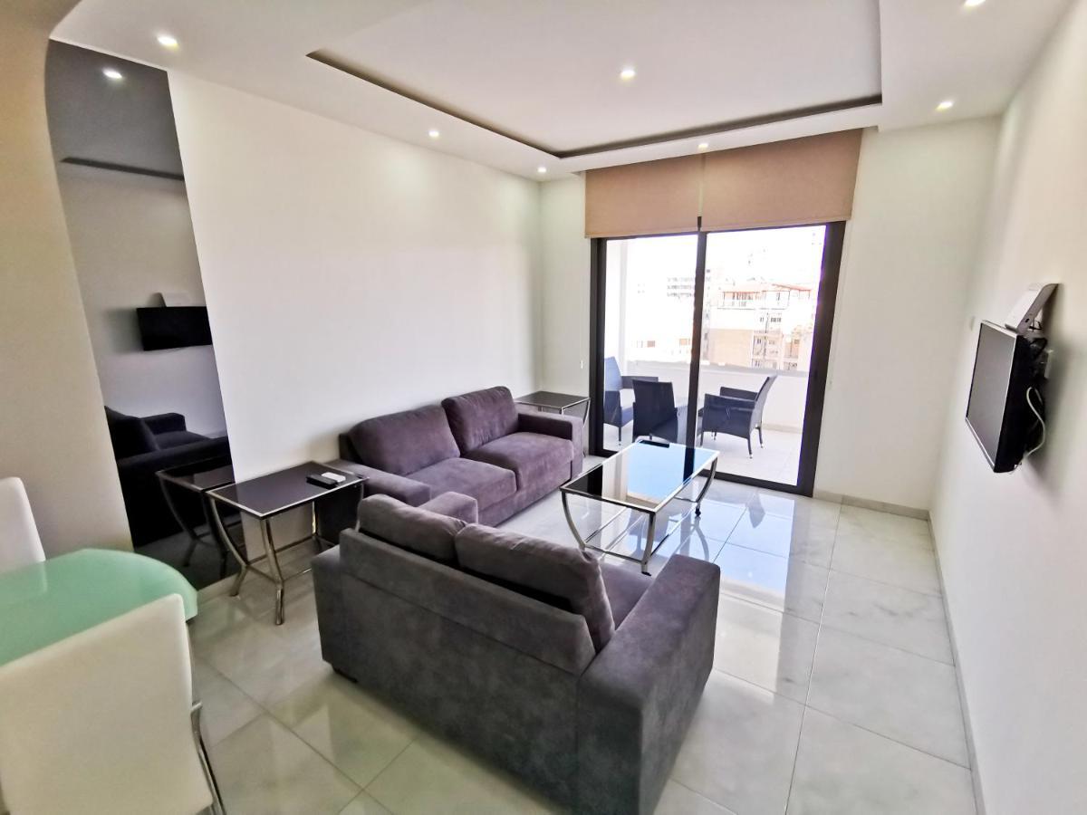 לרנקה Sunny Daze Seaview Apartment מראה חיצוני תמונה