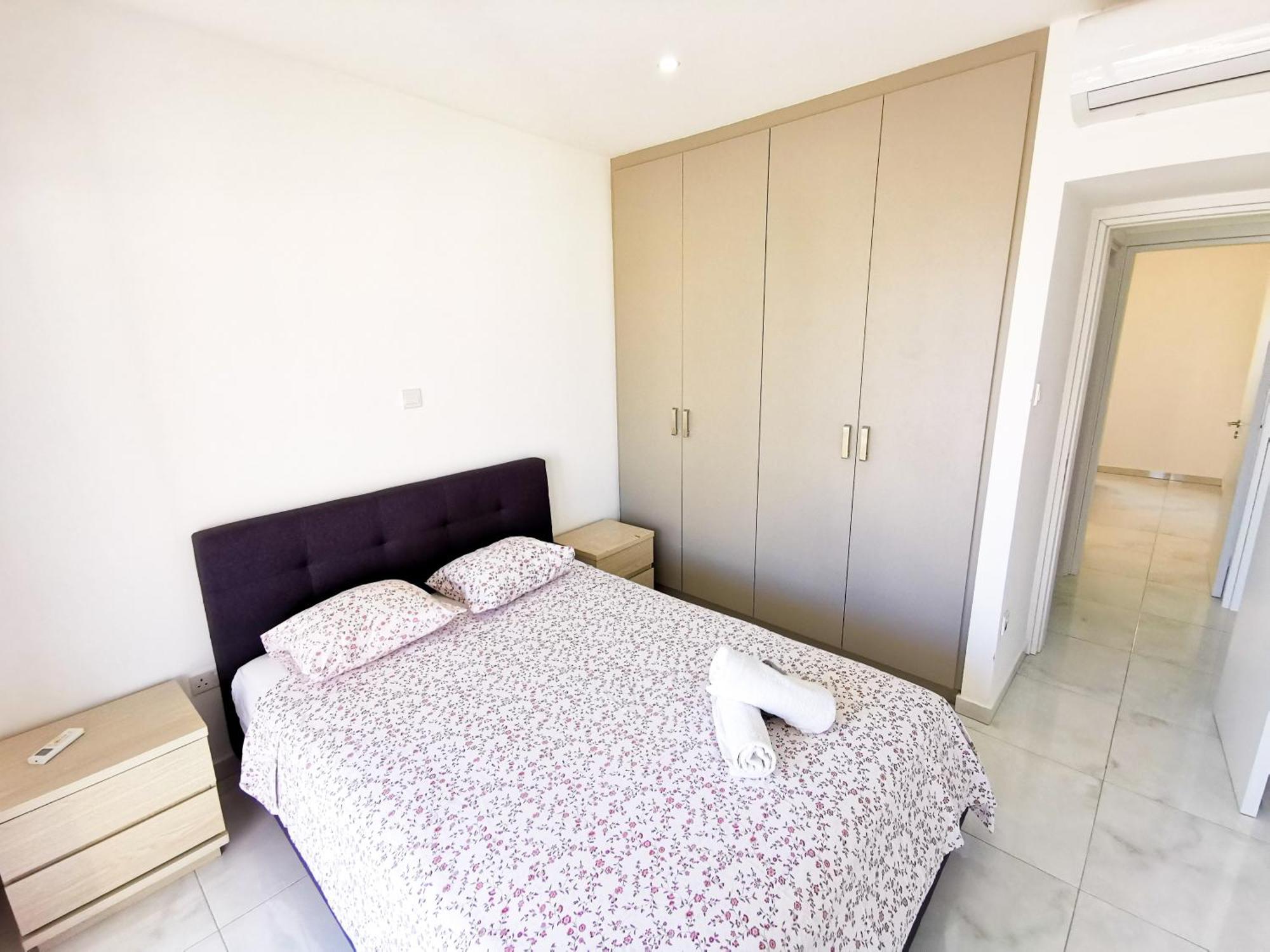 לרנקה Sunny Daze Seaview Apartment מראה חיצוני תמונה